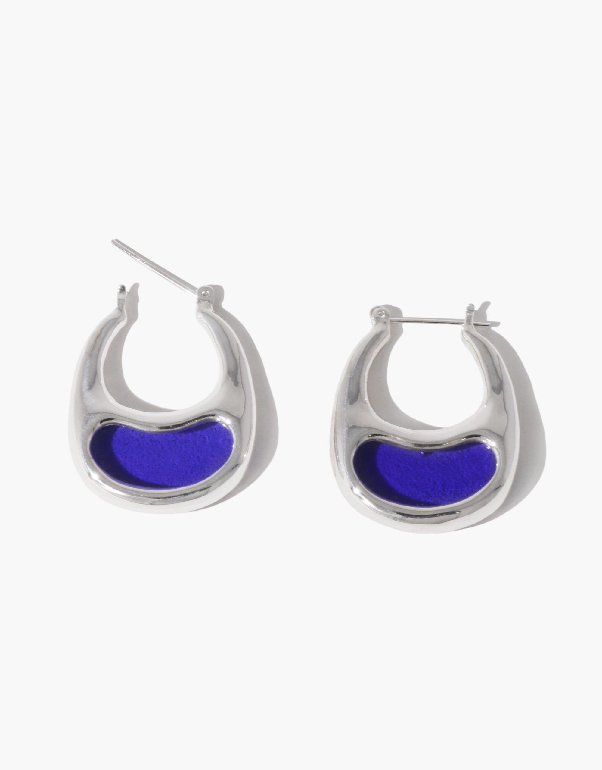 Curve organic shape earring newest Natural earring