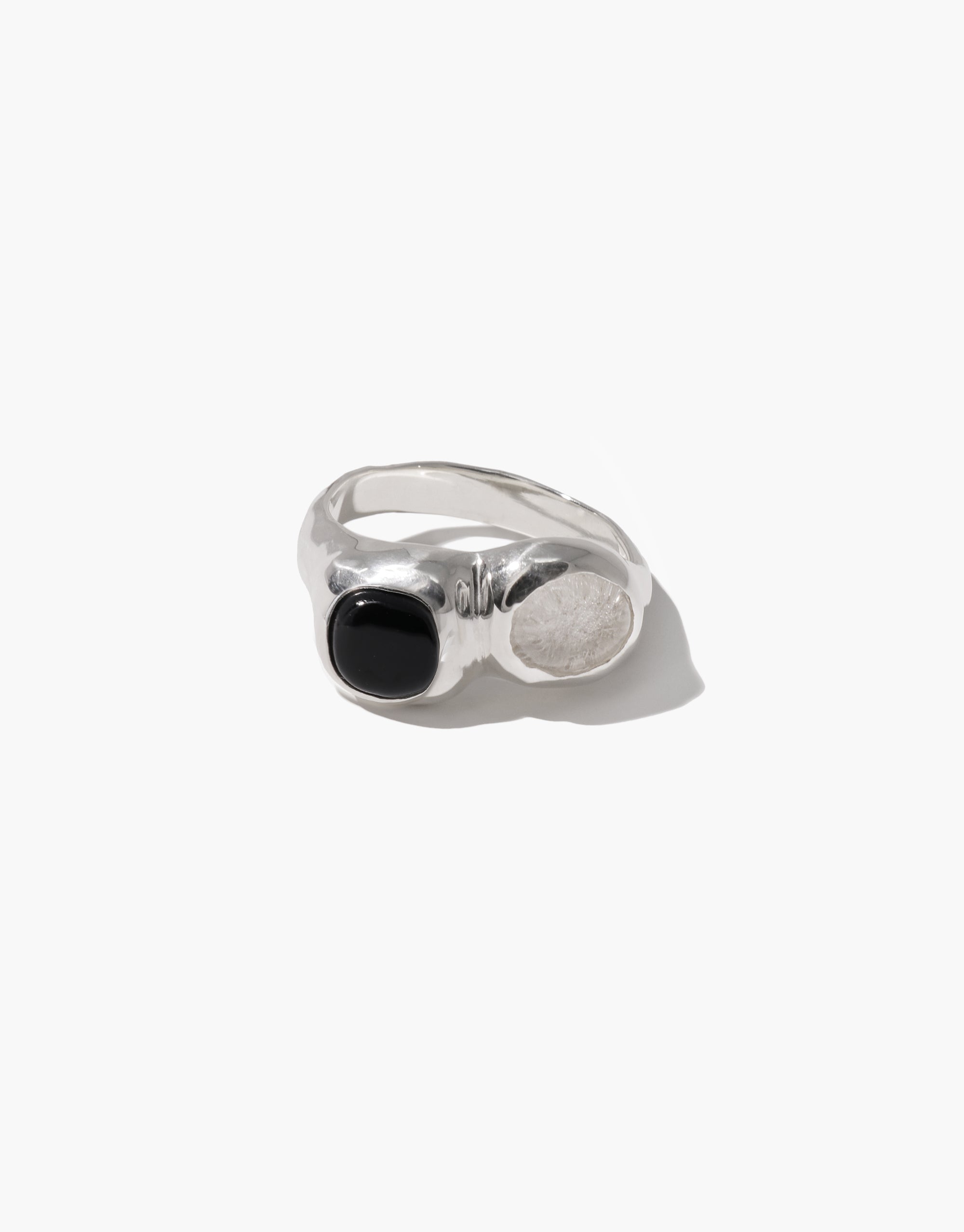 Duo Sculpture Ring featuring two upcycled eco gems in contrasting colors set in a sleek silver band, showcasing handcrafted artistry and sustainable design. Elegant and eco-friendly jewelry piece by CLED.