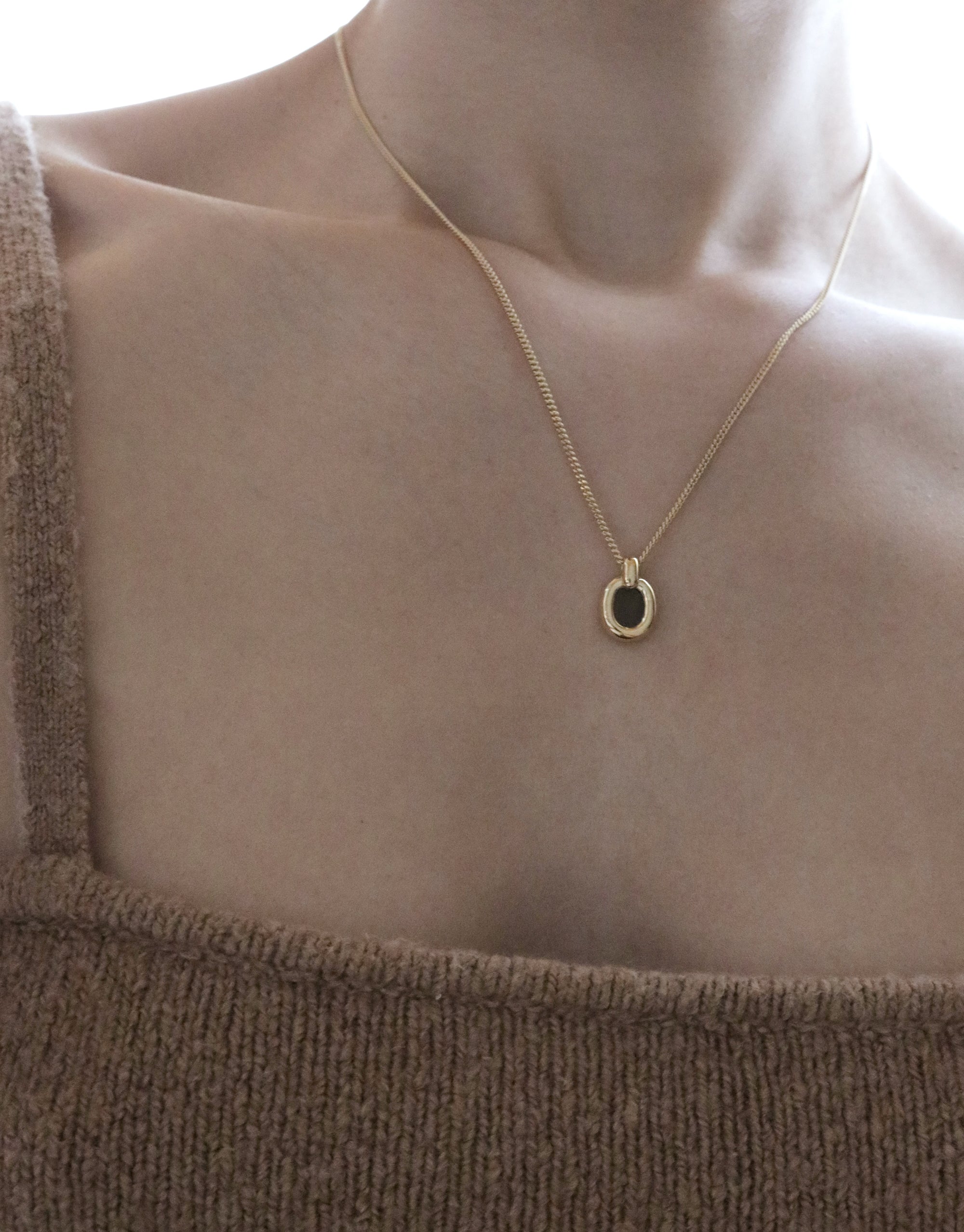 Small Core Loop Necklace