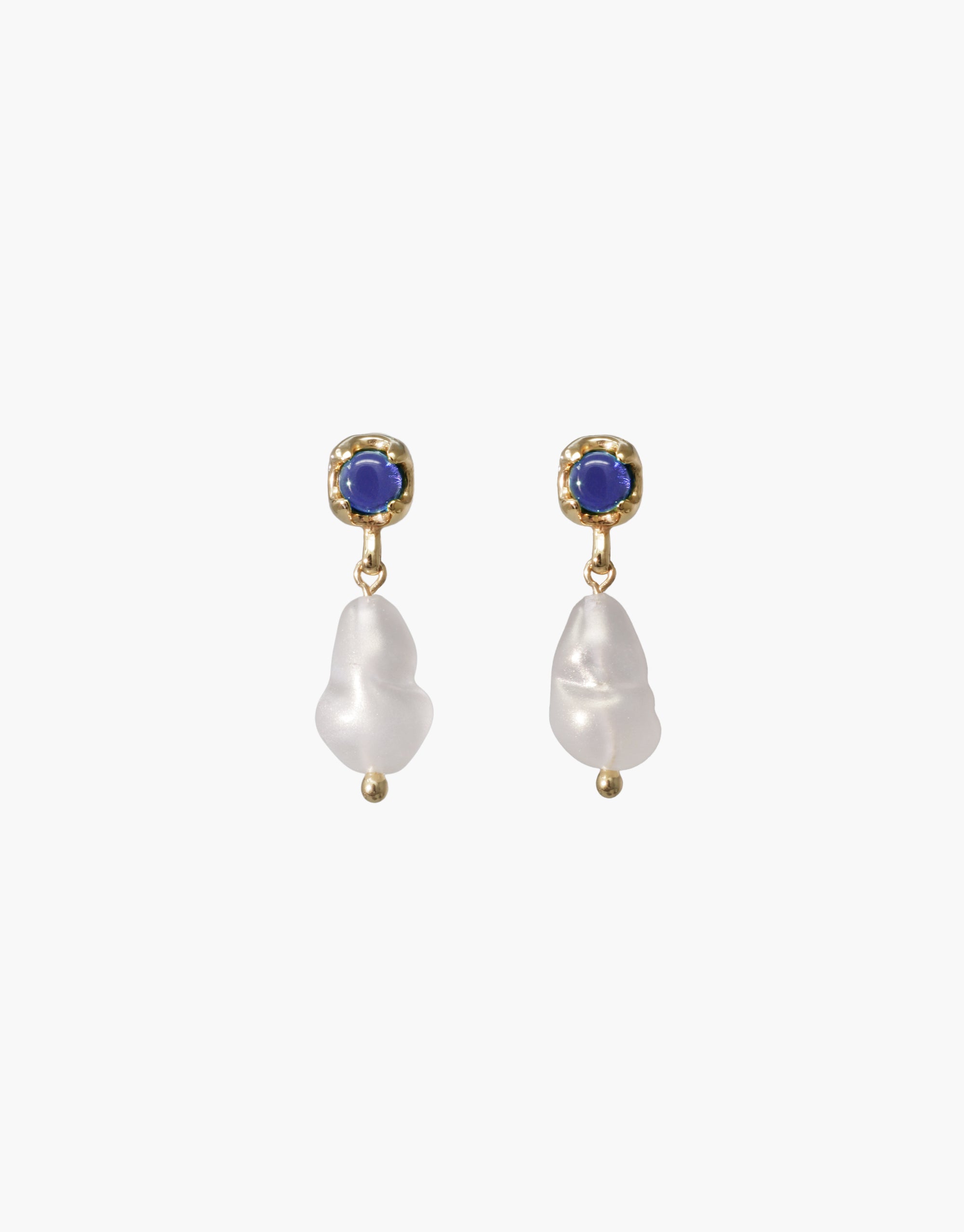 Beam Pearl Earrings